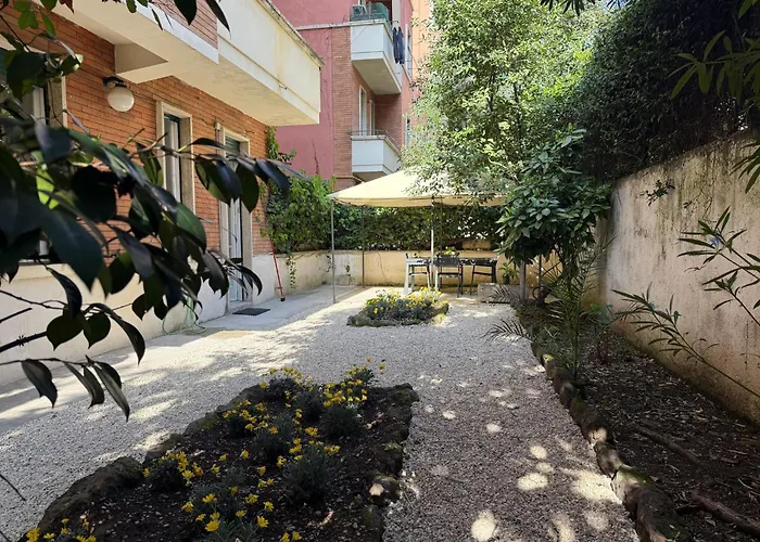 Bologna Garden House Apartment *
